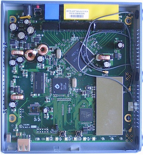 Internal board view of the SMCWGBR14-N - reviewed product