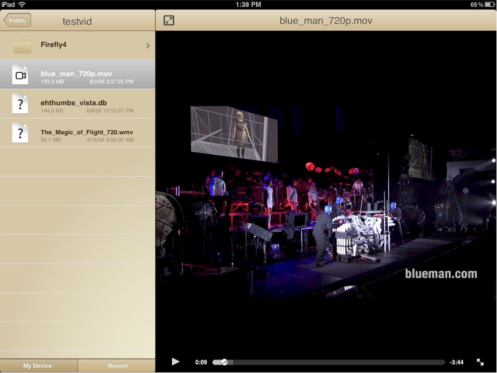 iPad app playing Quicktime video