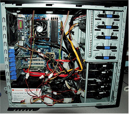 Robert's NAS in all its glory