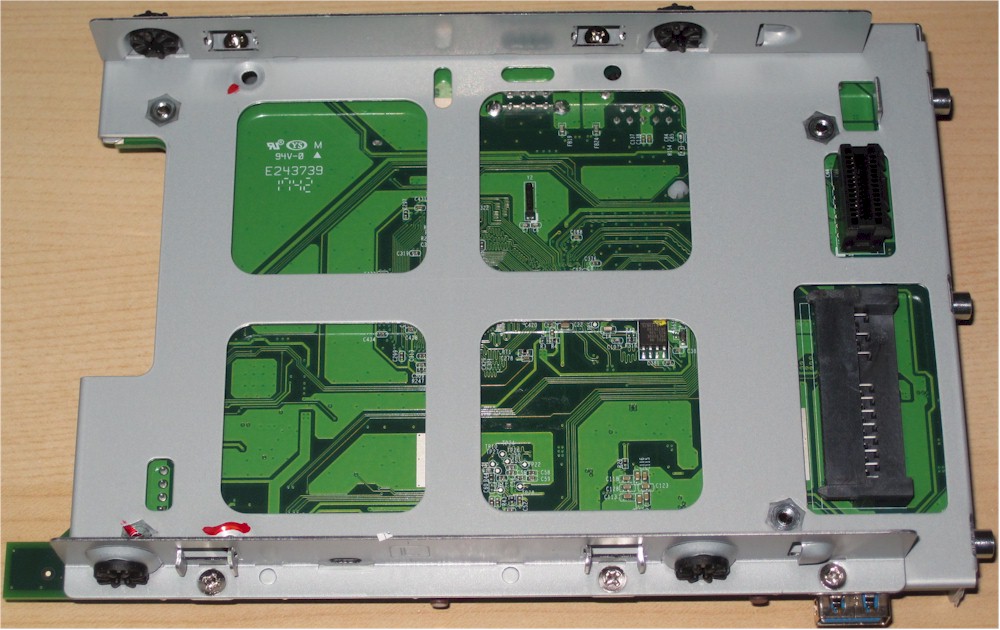 QNAP TS-128A board bottom
