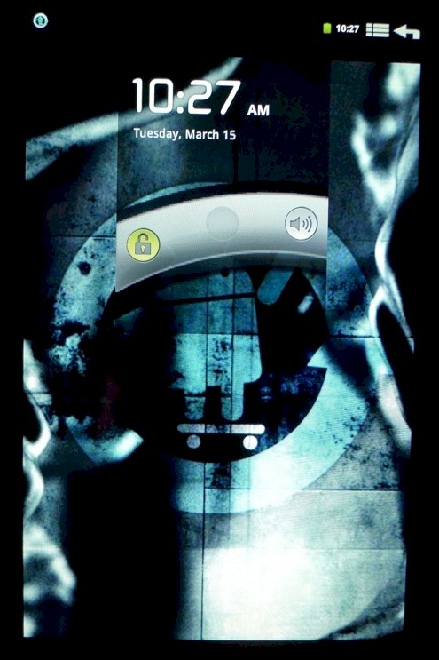 The CyanogenMod CM7 Lock Screen on a Nook Color.