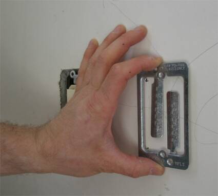 Placing the wall plate