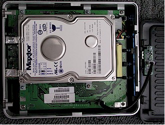 Internal view with installed disk