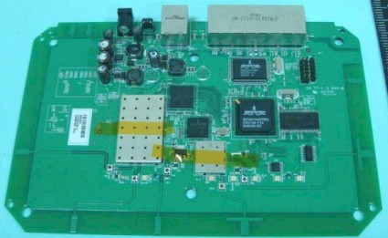 Netgear WNDR3300 RangeMax Dual Band Wireless-N Router board top