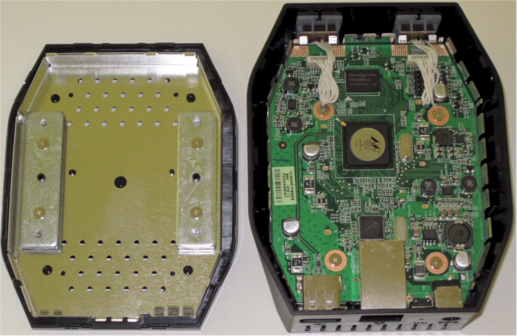 Seagate GoFlex Net inside view