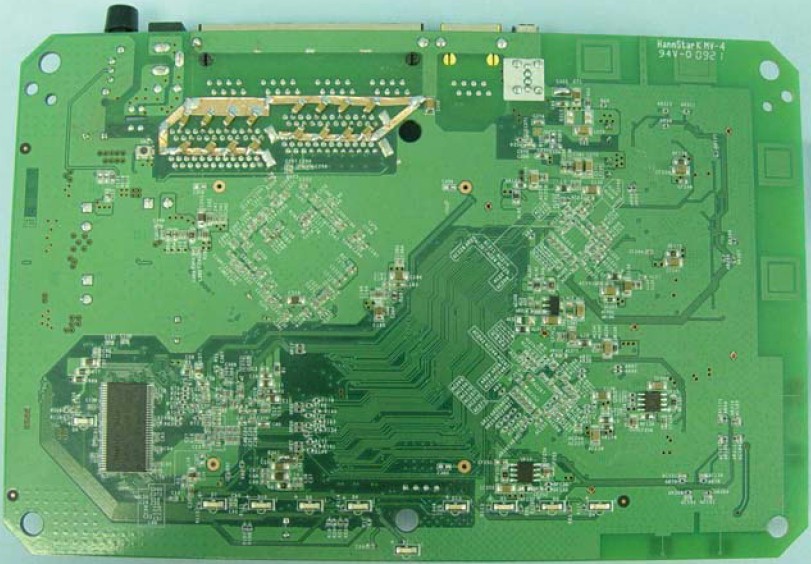 WNDR3700v1 board bottom