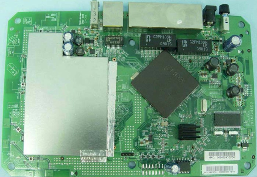 WNDR3700v1 board top