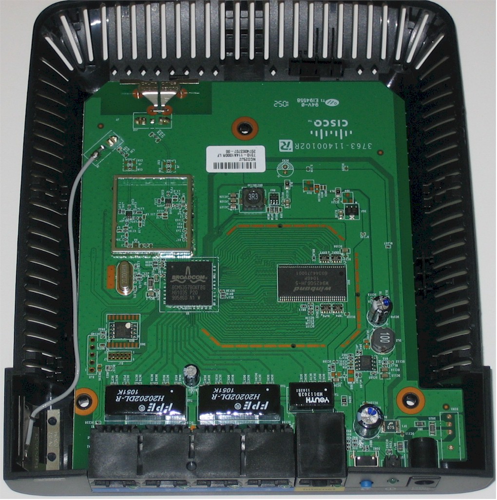 Linksys E1200 v1 board detail