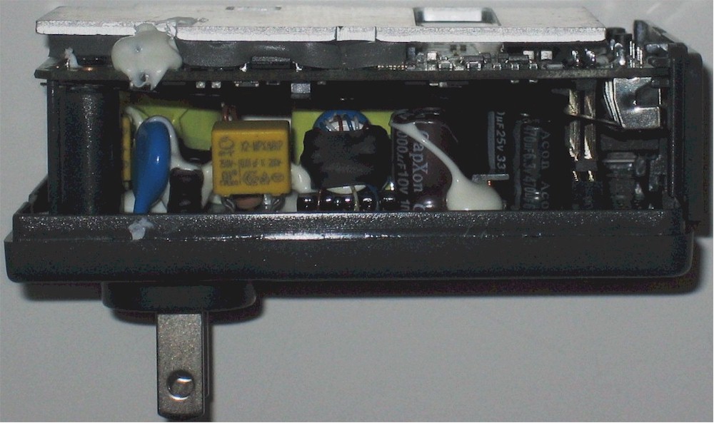 Belkin F5D4085 inside side view