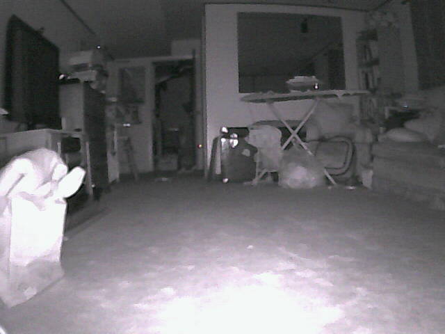 Control night image taken with Foscam FI8918W Control night image taken with Foscam FI8918W
