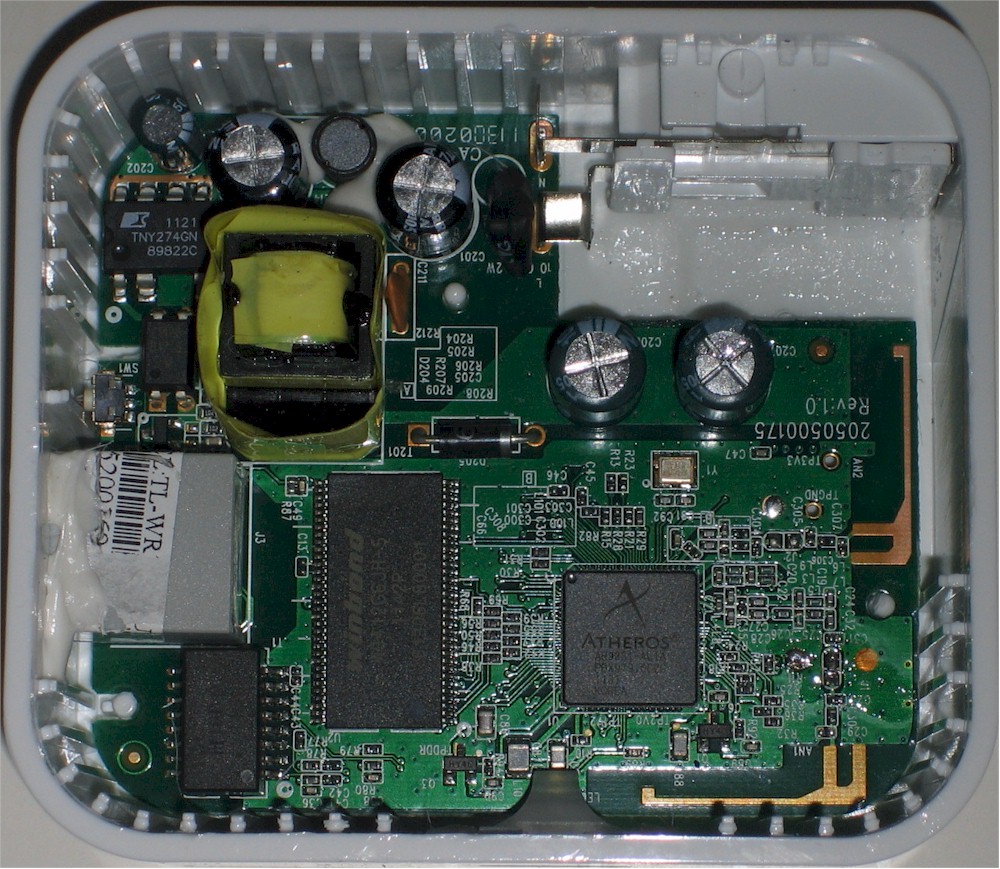 TP-Link TL-WR700N board