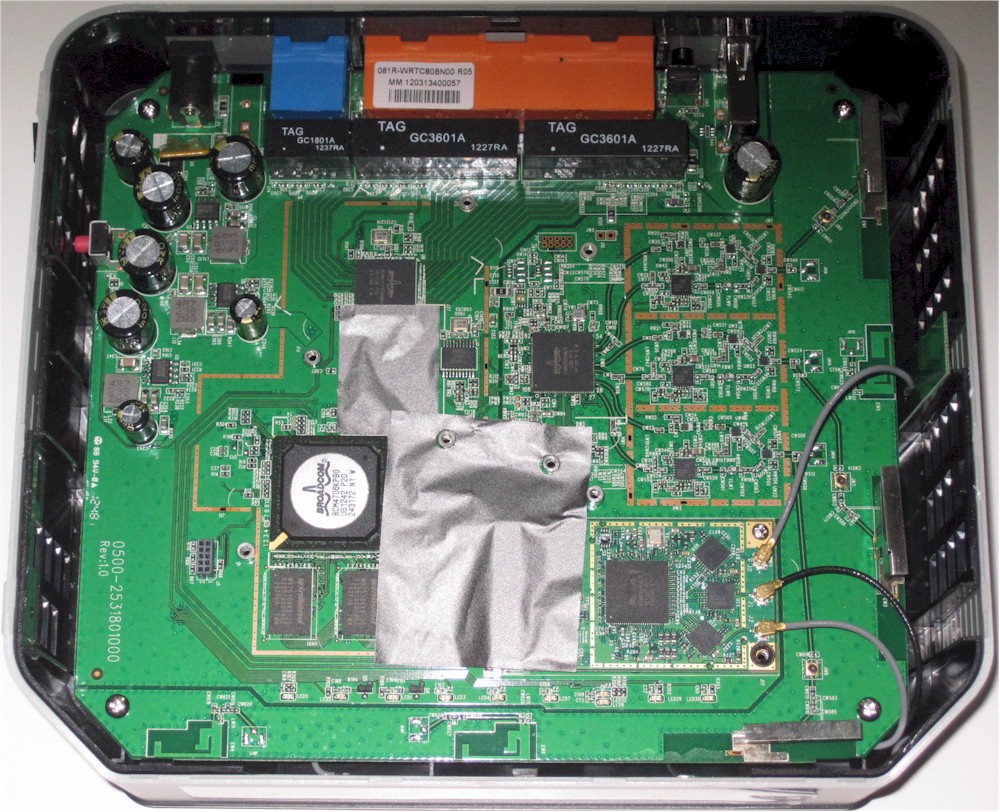 TRENDnet TEW-812DRU inside - naked TRENDnet TEW-812DRU inside - naked