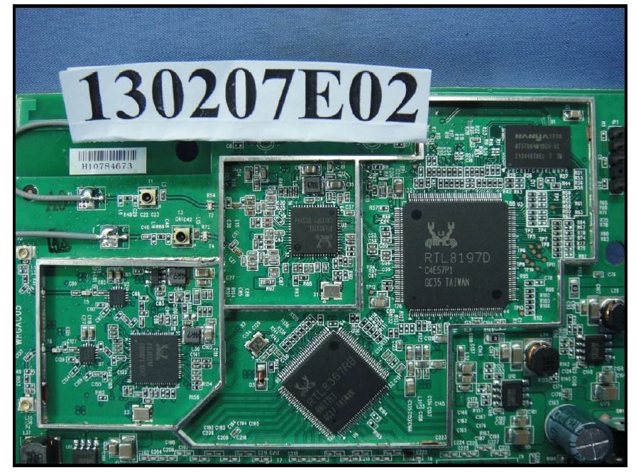 D-Link DIR-850L inside