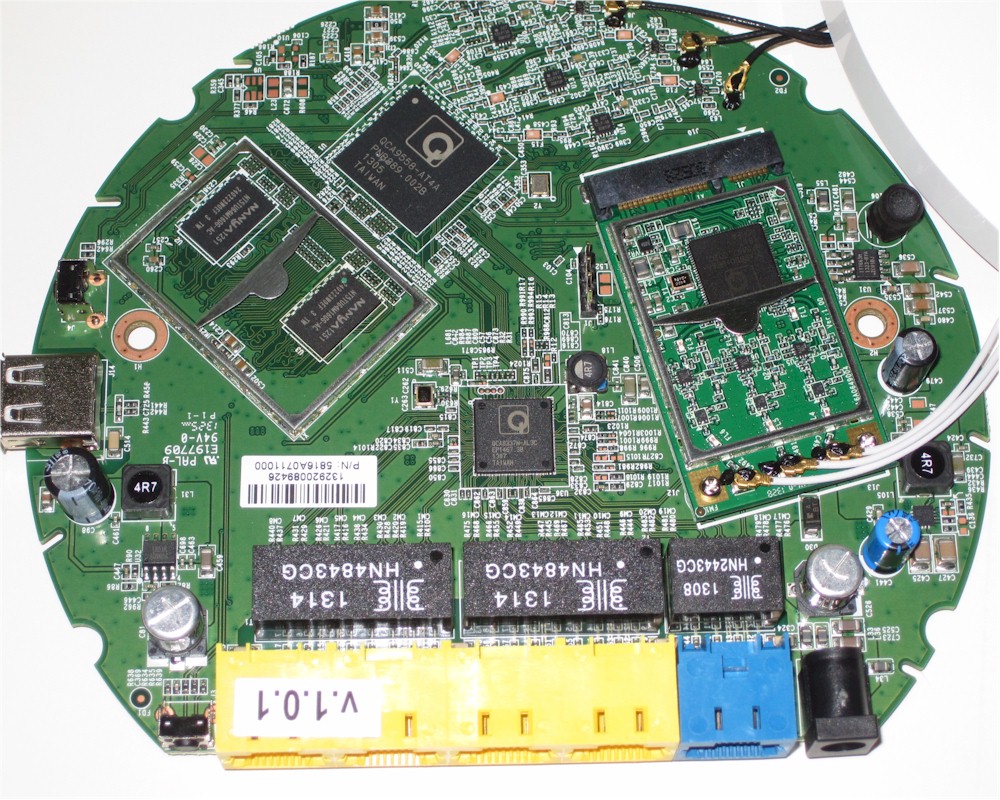 Engenius ESR1750 board