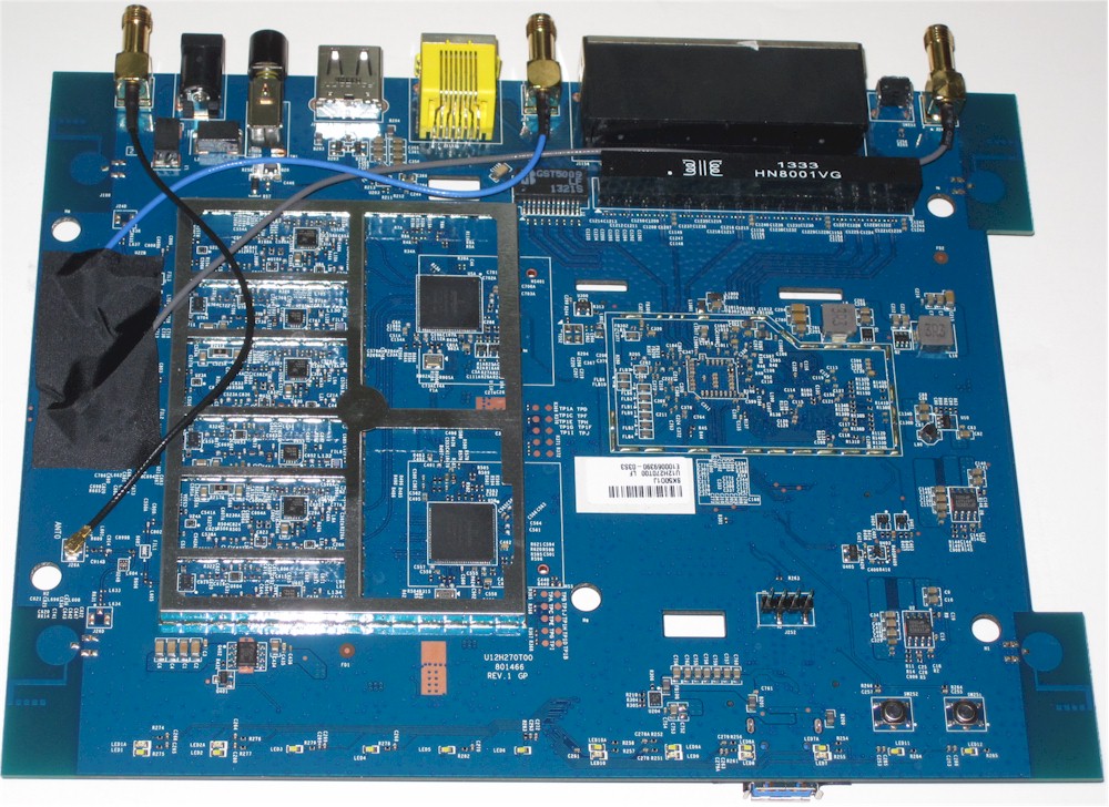 NETGEAR R7000 board top