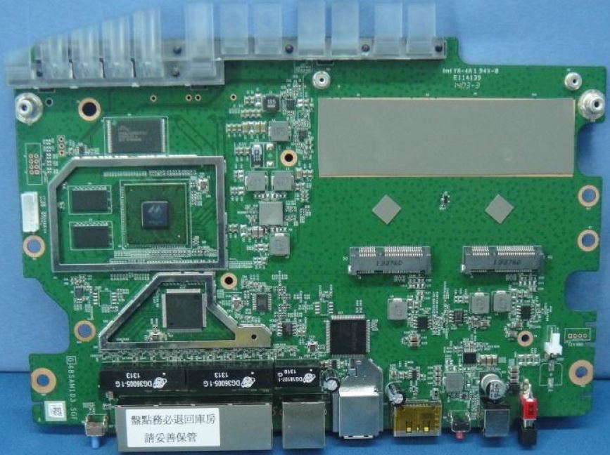 Linksys WRT1900AC board - naked