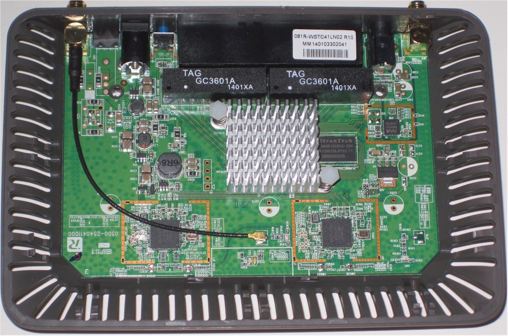 Linksys RE6500 Main PCB