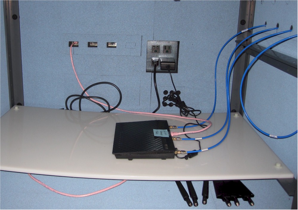 ASUS RT-AC66U cable connected in lower Test Chamber