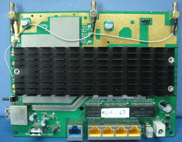 TP-LINK Archer C9 board with heatsink