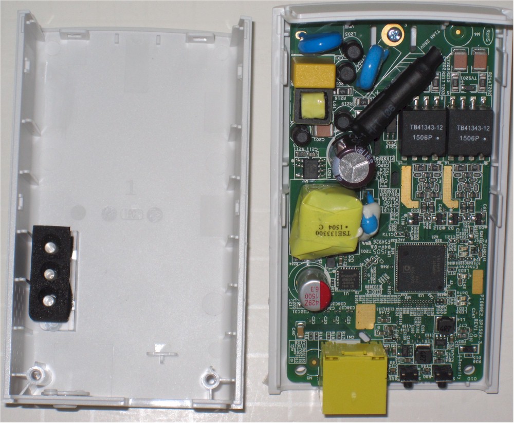 NETGEAR PL1200 inside