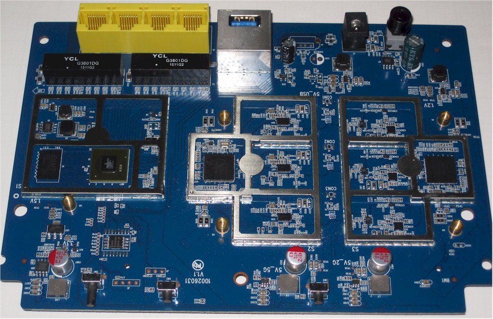 Tenda AC15 component side of themain PCB