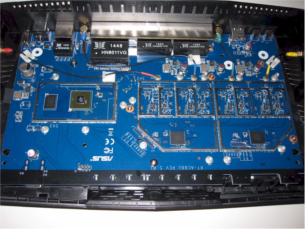 ASUS RT-AC88U board top