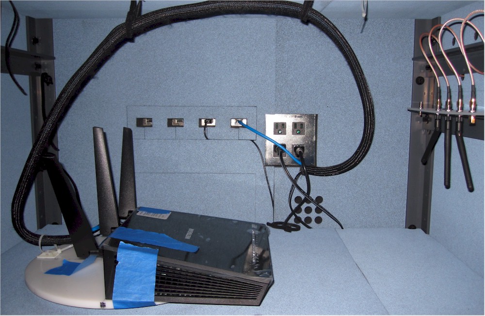 NETGEAR R7300DST in test chamber