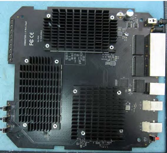 TP-LINK Talon AD7200 board top w/ heatsink