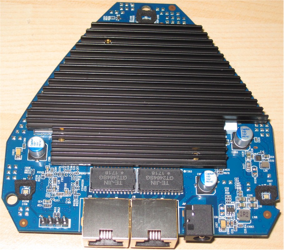 ASUS Lyra Trio board top