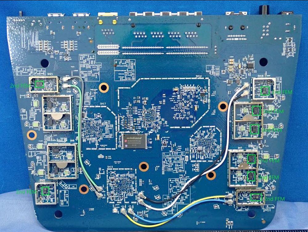 NETGEAR RAXE500 board bottom